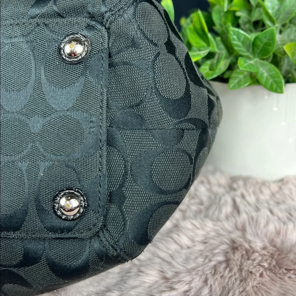 Coach Soho Large Signature Pleated Tote Shoulder Bag F13743 - Black - EUC_12